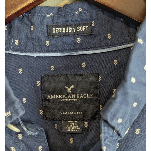 American Eagle Size Medium Mens Shirt Blue Button Down AE Seriously Soft Classic - Picture 2 of 5